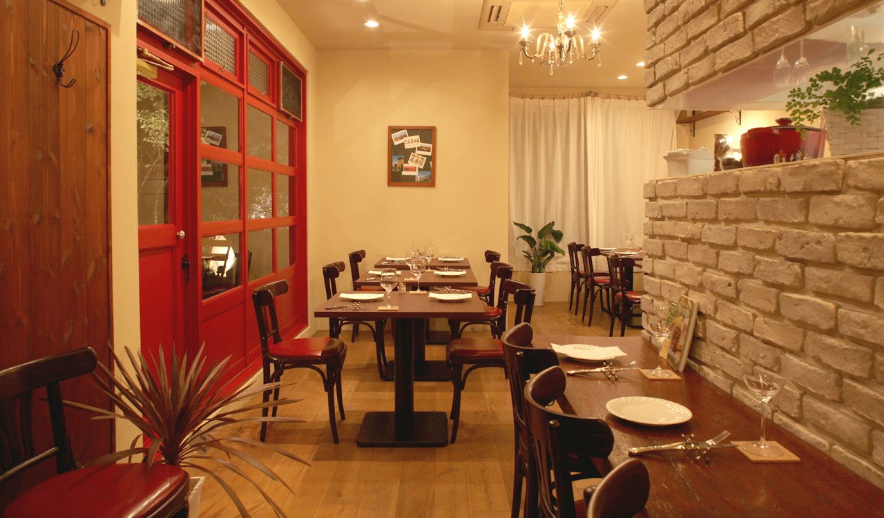 ビストロ ア ターブル, Restaurant in Hamamatsu