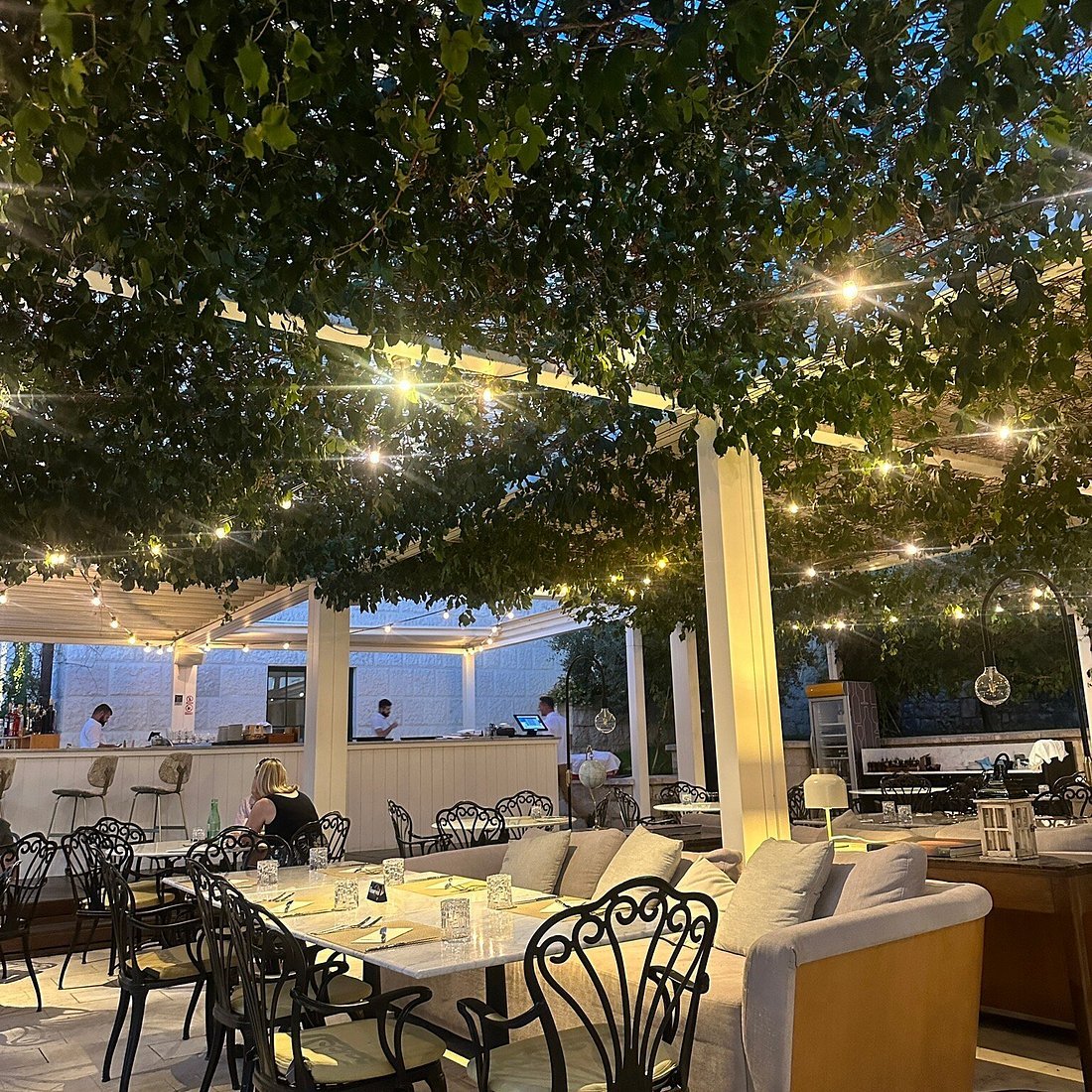 Cartina Restaurant