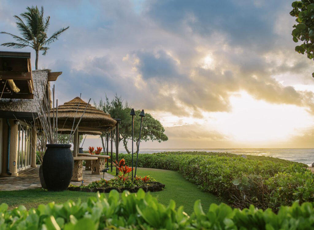 Oasis on the Beach restaurant in Kapaa, United States