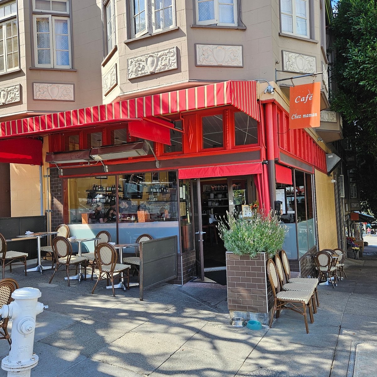 Chez Maman West restaurant in San Francisco, United States