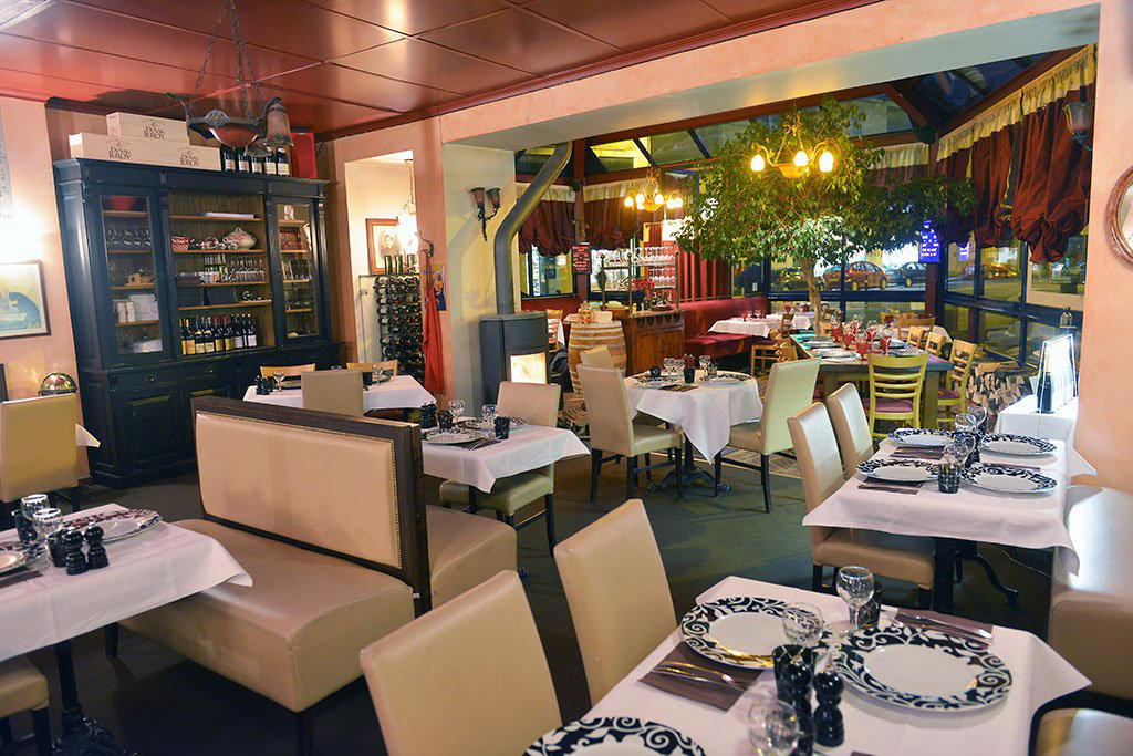 Le Bistrot des Marronniers restaurant in Lons Le Saunier, France