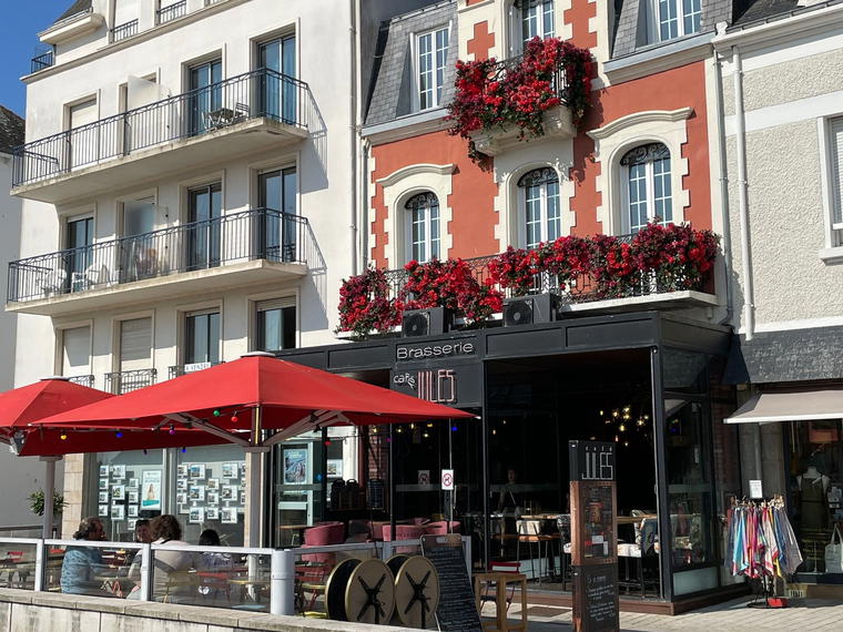 Café Jules, Le Pouliguen, France
