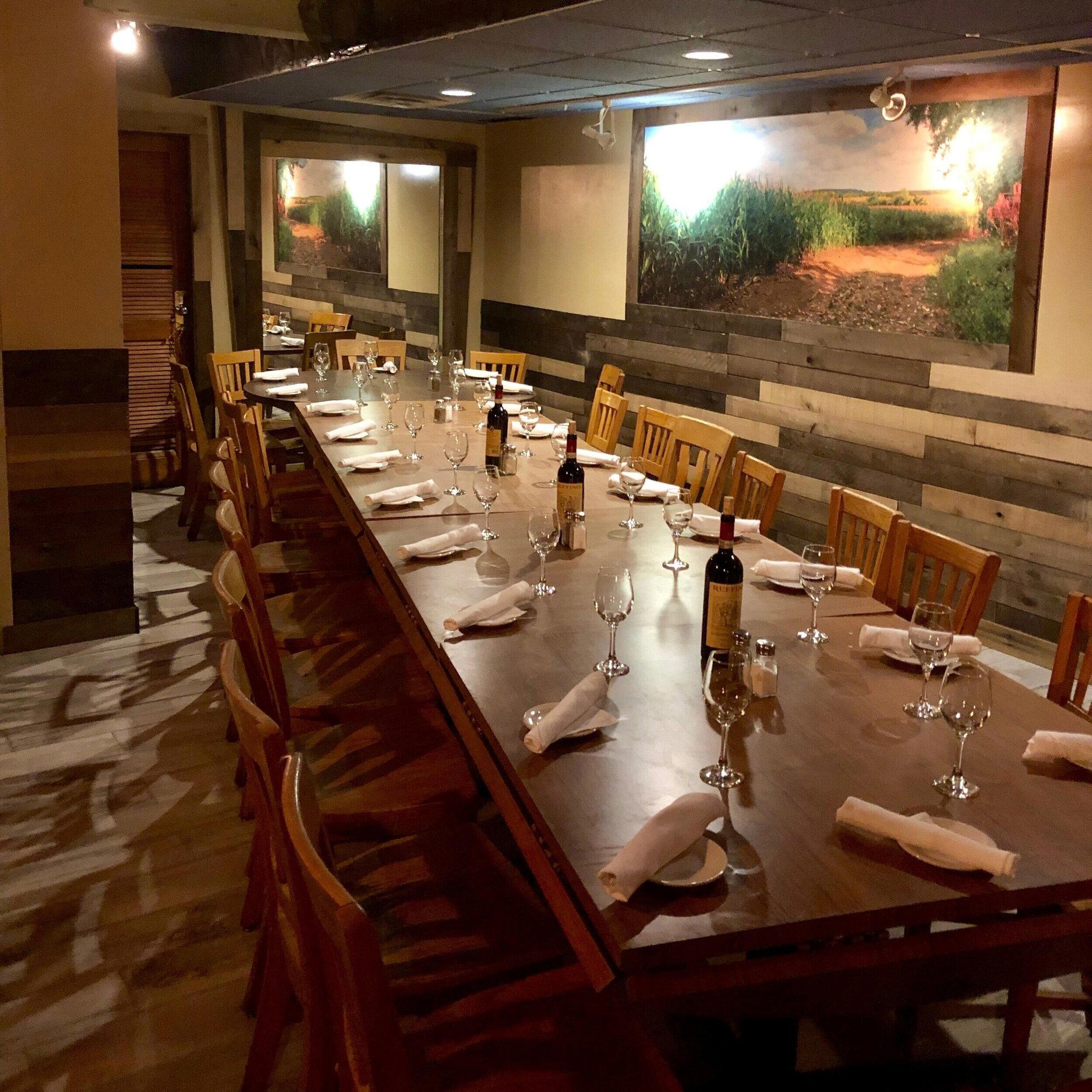 The Elbow Room restaurant in West Hartford, United States