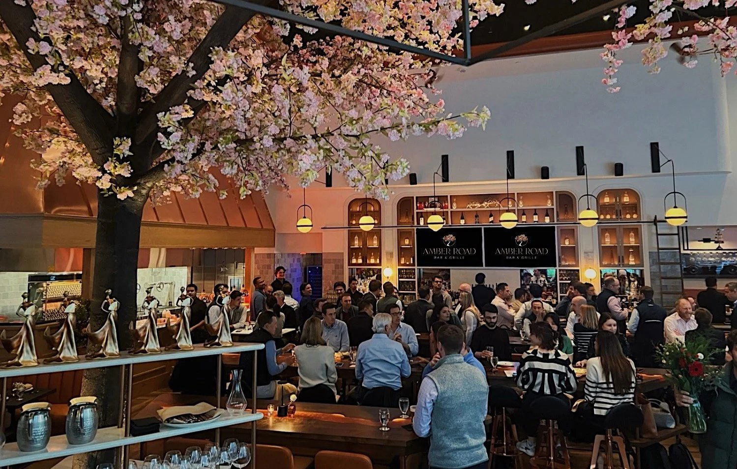 Amber Road, Restaurant in Boston