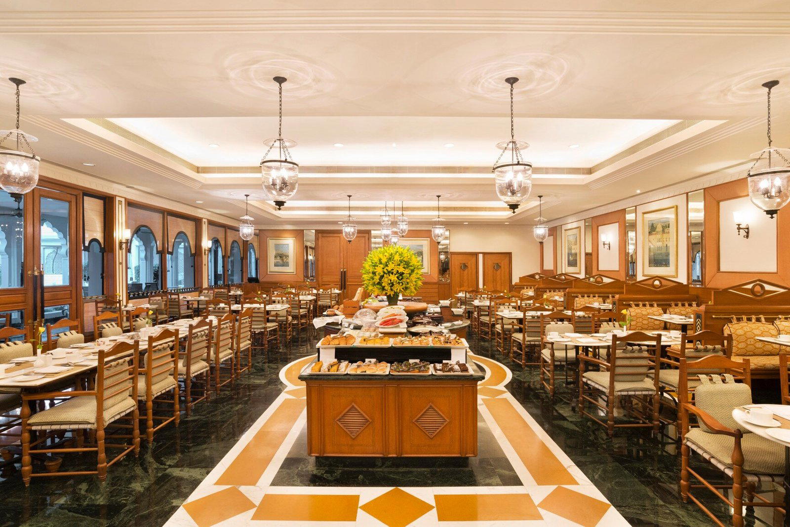 Jal Mahal restaurant in Jaipur