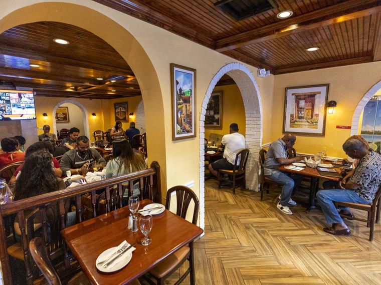 Tierra Colombiana, Philadelphia, United States