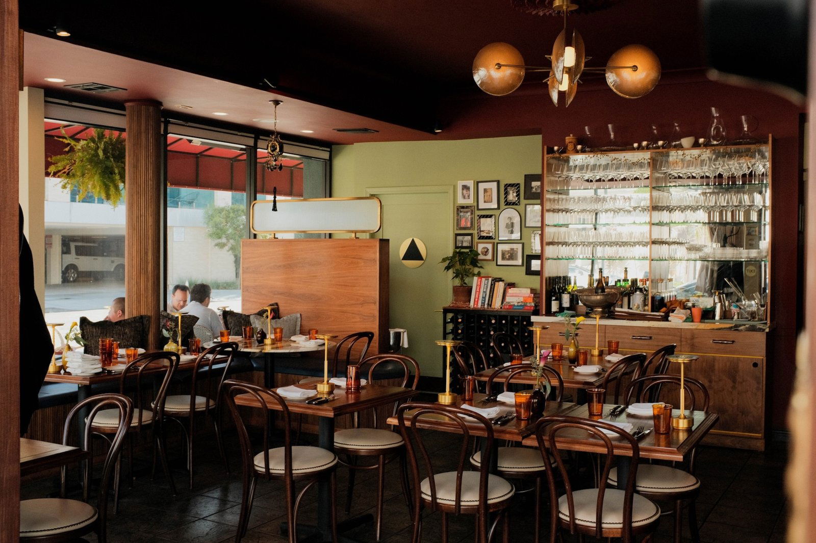 Vin Folk, Restaurant in Los Angeles