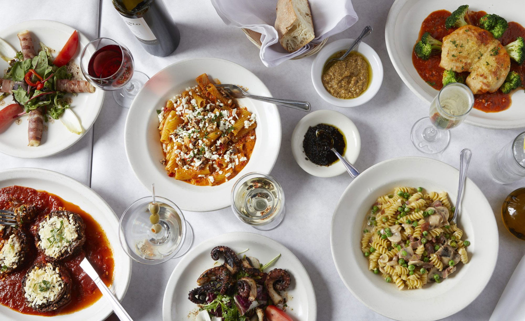 Tarra, Restaurant in Chicago