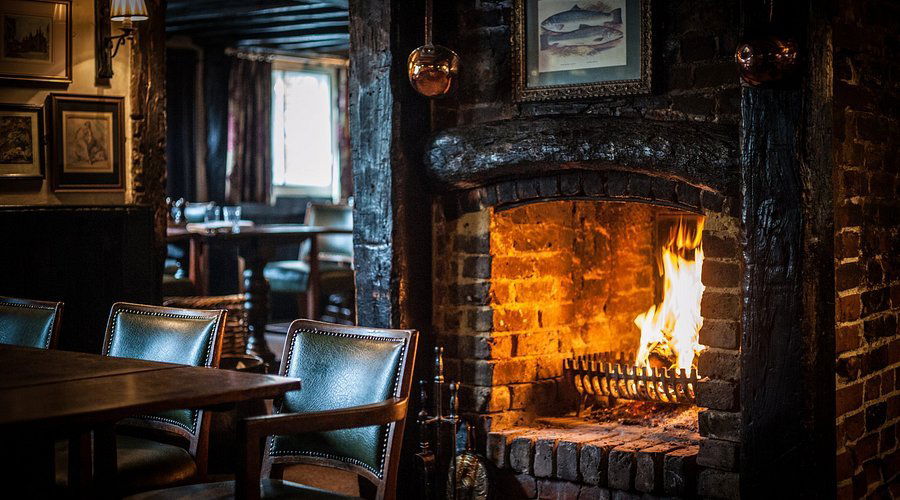 Crown, Restaurant in Bray