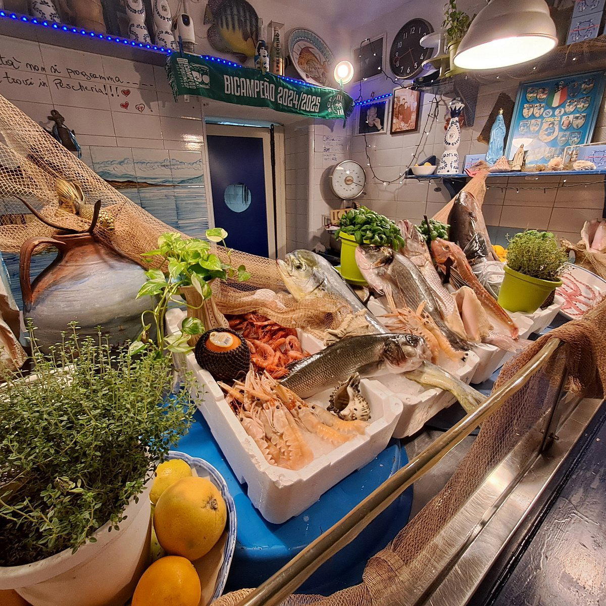 Pescheria Mattiucci restaurant in Naples, Italy
