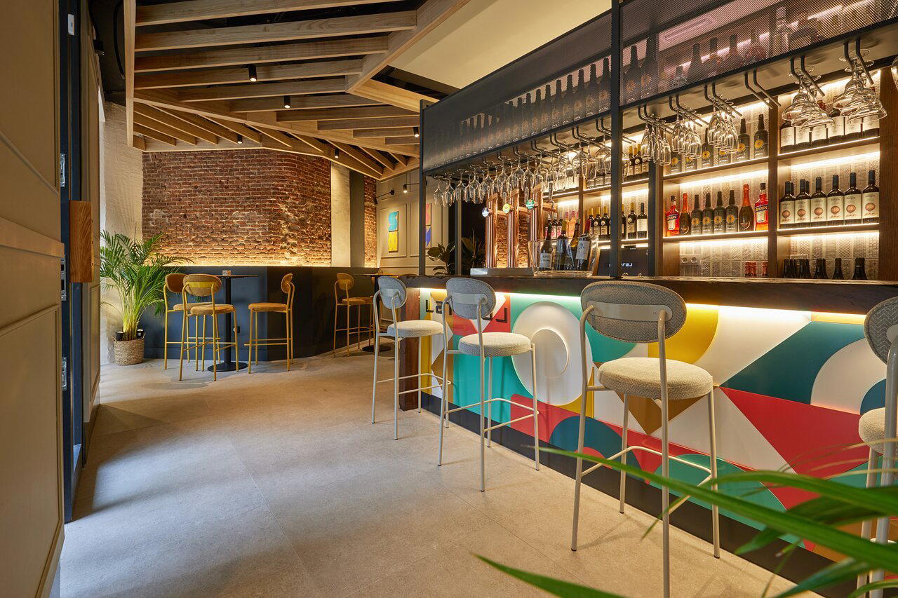 Lateral Milaneses restaurant in Madrid, Spain