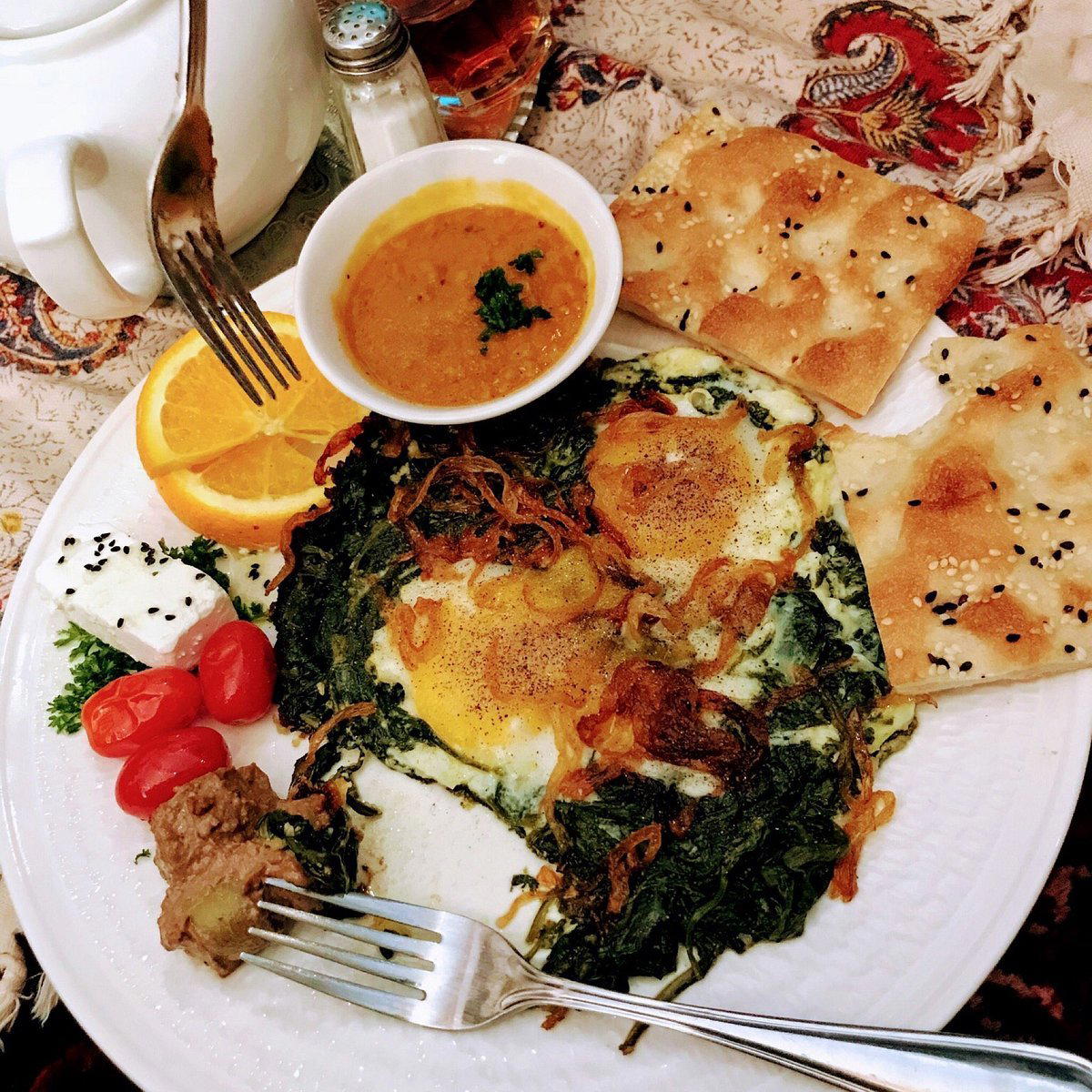 Takht-e Tavoos Restaurant restaurant in Toronto, Canada