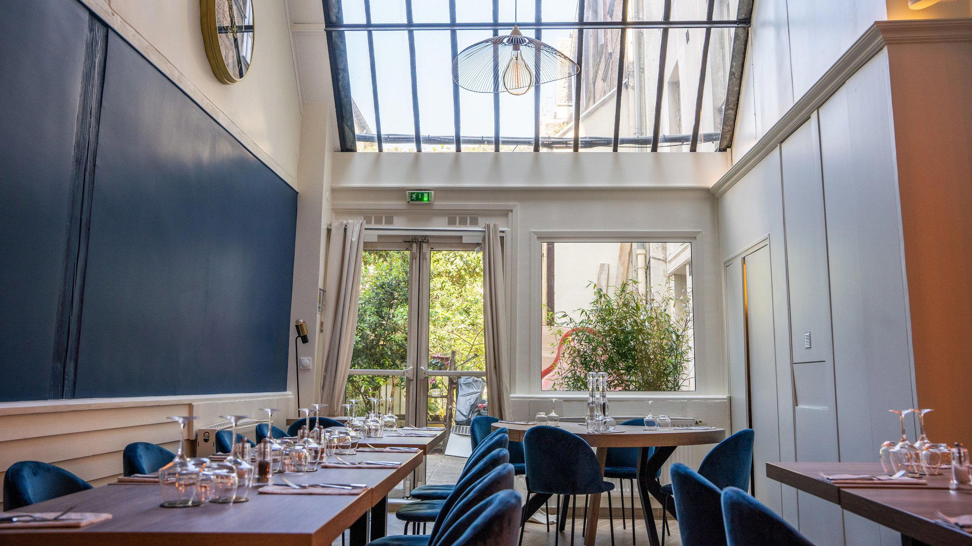 La Table des Copains restaurant in Paris, France