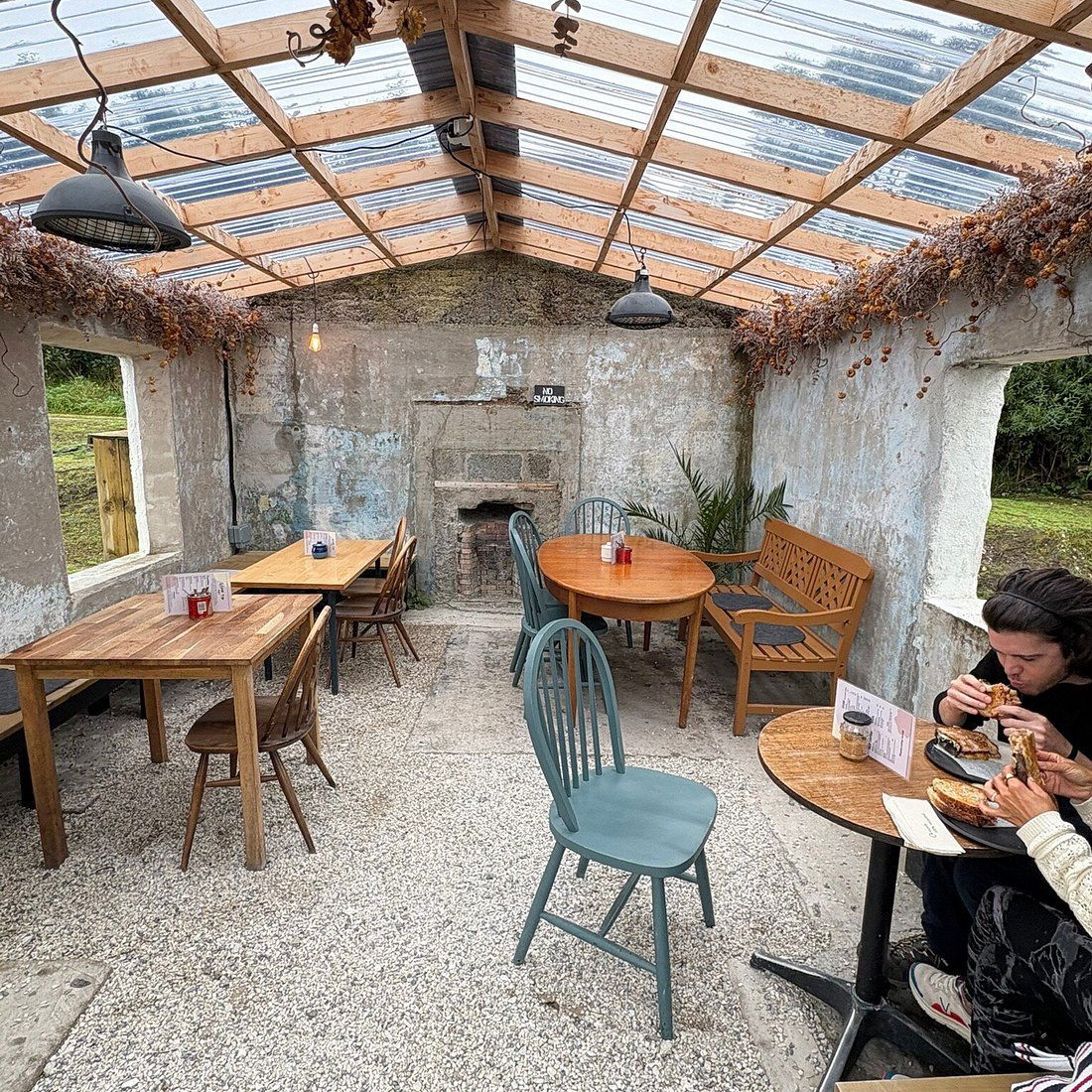 Lean To Coffee, Restaurant in Isle of Skye