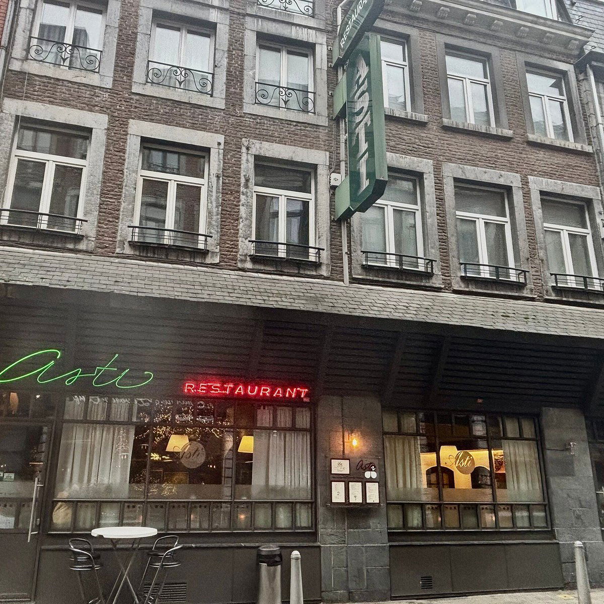 Asti, Restaurant in Liège