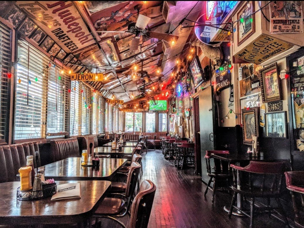 Green Door Tavern, Restaurant in Chicago