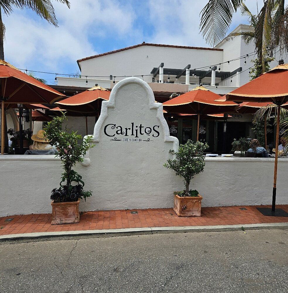 Carlitos Café y Cantina, Restaurant in Santa Barbara