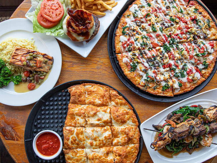 Mediterranean Grill & Pizzeria, Seekonk, United States