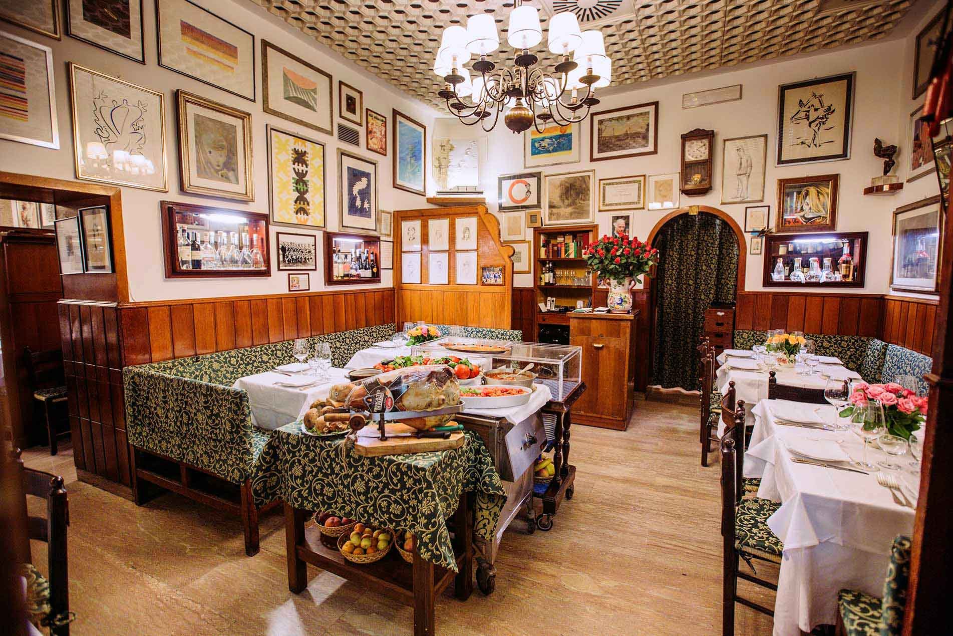 Trattoria al Moro restaurant in Rome, Italy