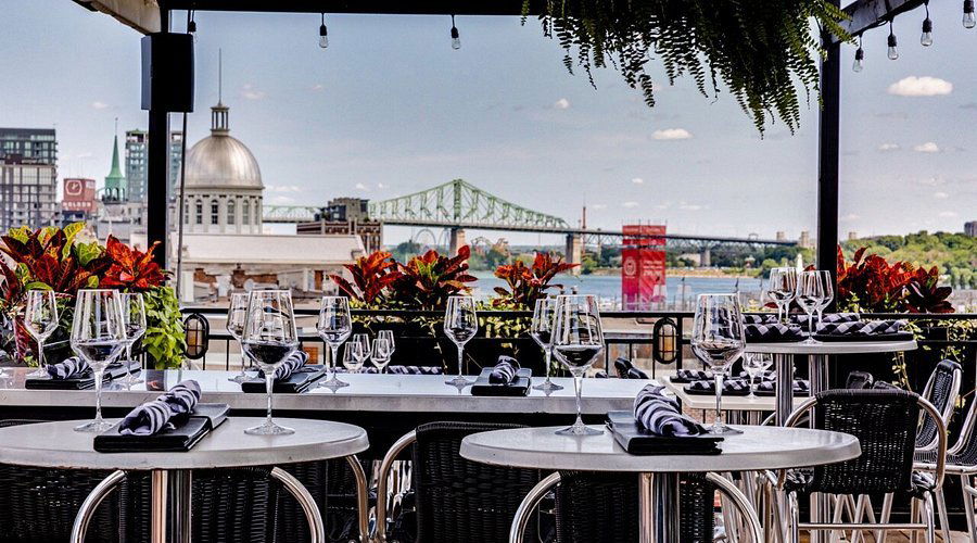 Terrasse sur l’Auberge, Restaurant in Montréal