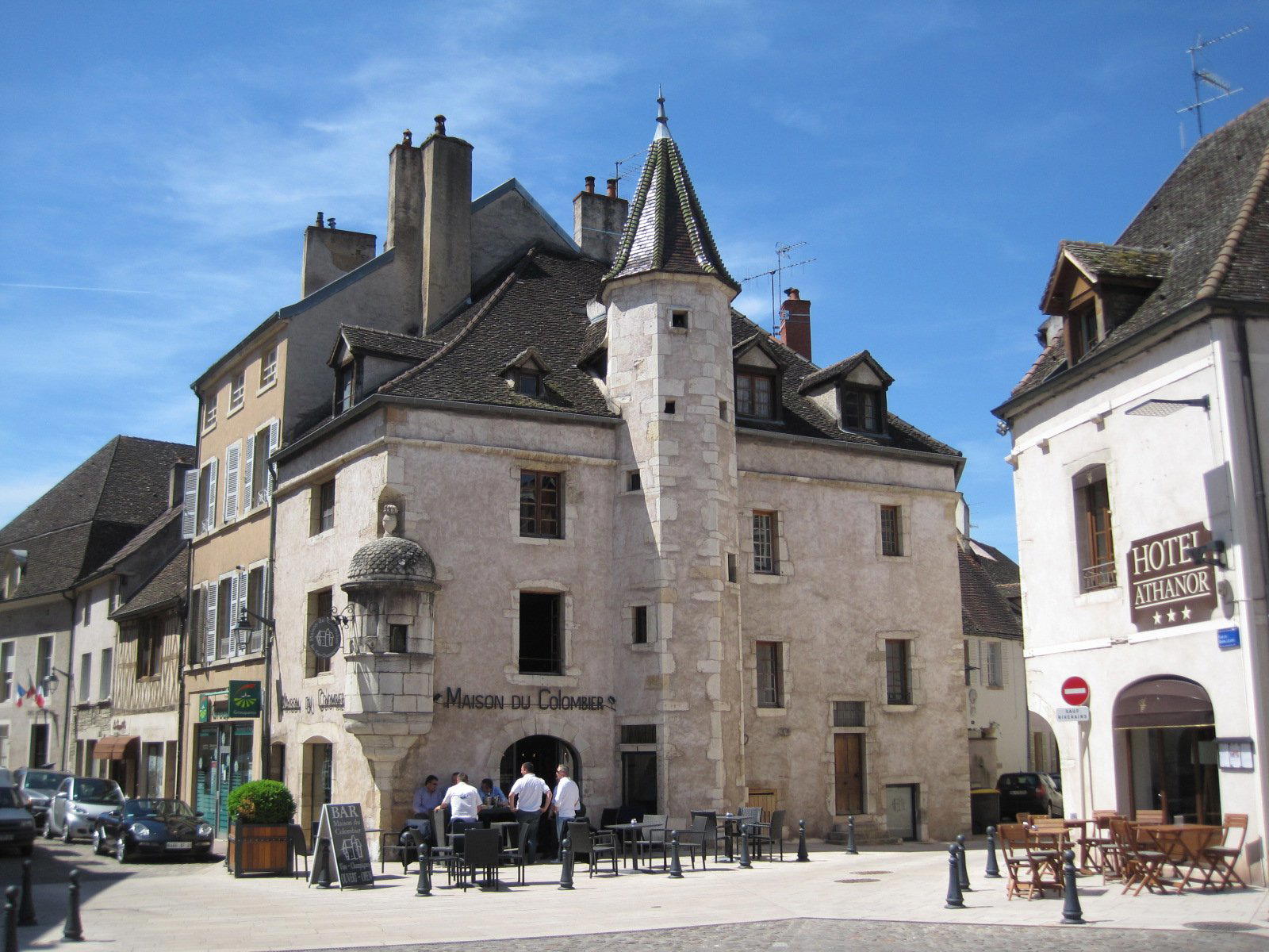 Maison du Colombier restaurant in Beaune, France