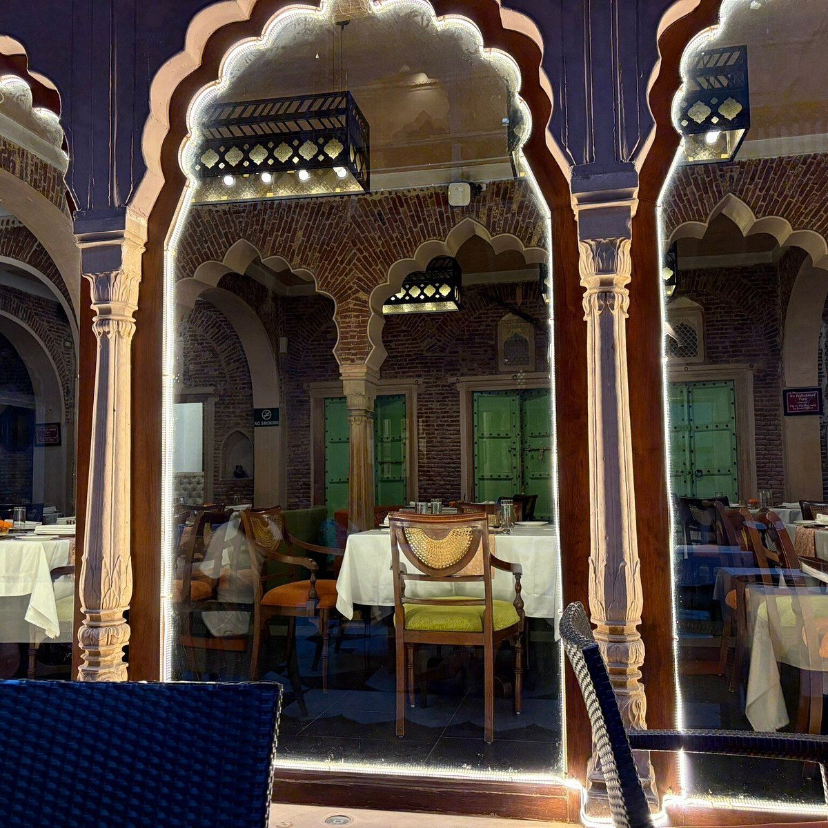 Lakhori, Restaurant in Delhi