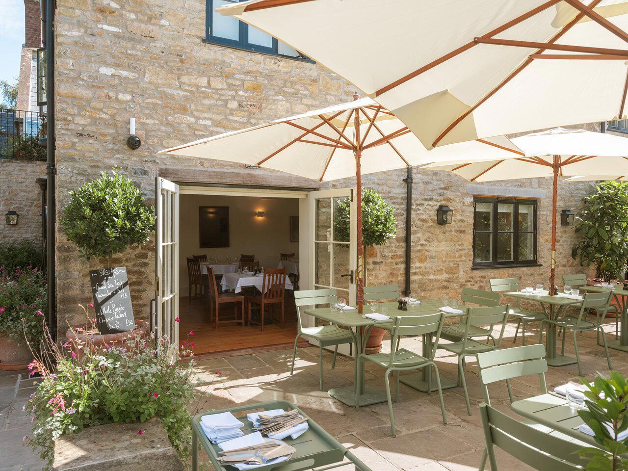 The Three Horseshoes restaurant in Shepton Mallet, United Kingdom