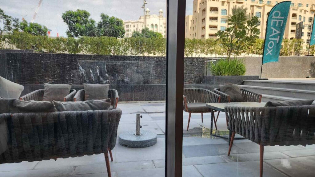 dEATox, Restaurant in Dubai