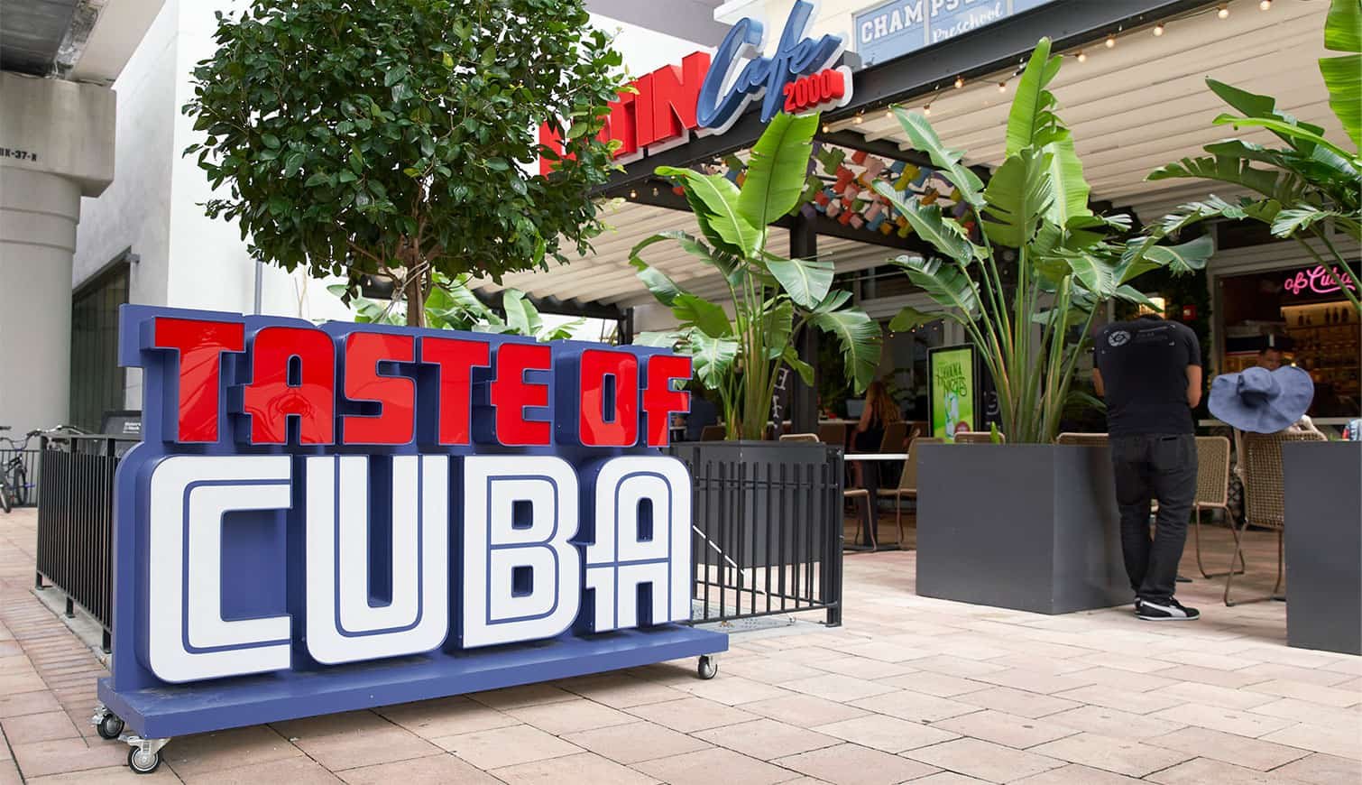 Latin Cafe 2000 - Brickell restaurant in Miami, United States
