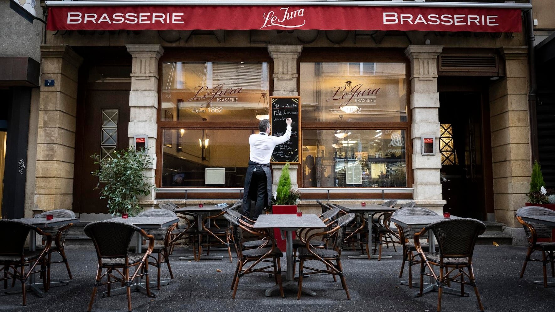 Brasserie Le Jura restaurant in Neuchâtel, Switzerland