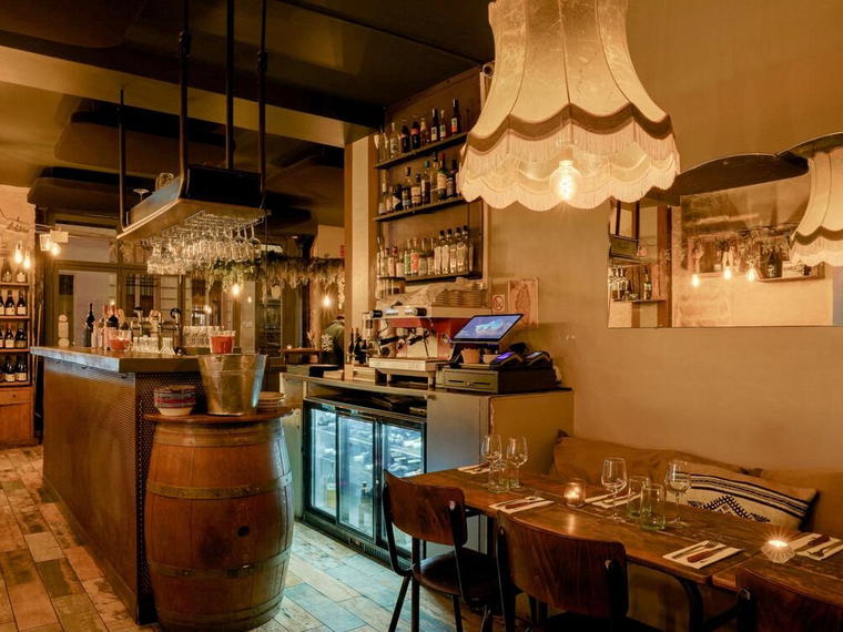 Chez Minnà, Paris, France