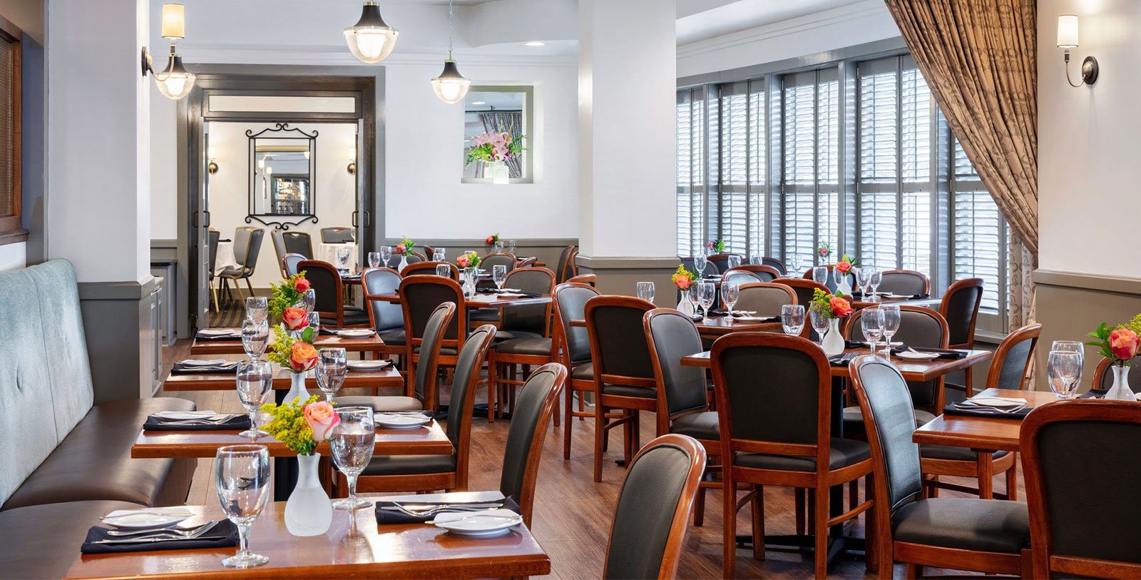 The Swamp Fox Restaurant restaurant in Charleston, United States