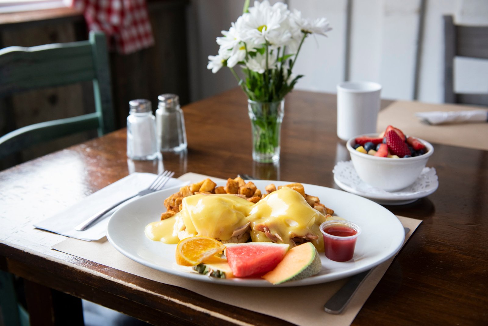Le Petit-Déjeuner du M, Restaurant in Megève