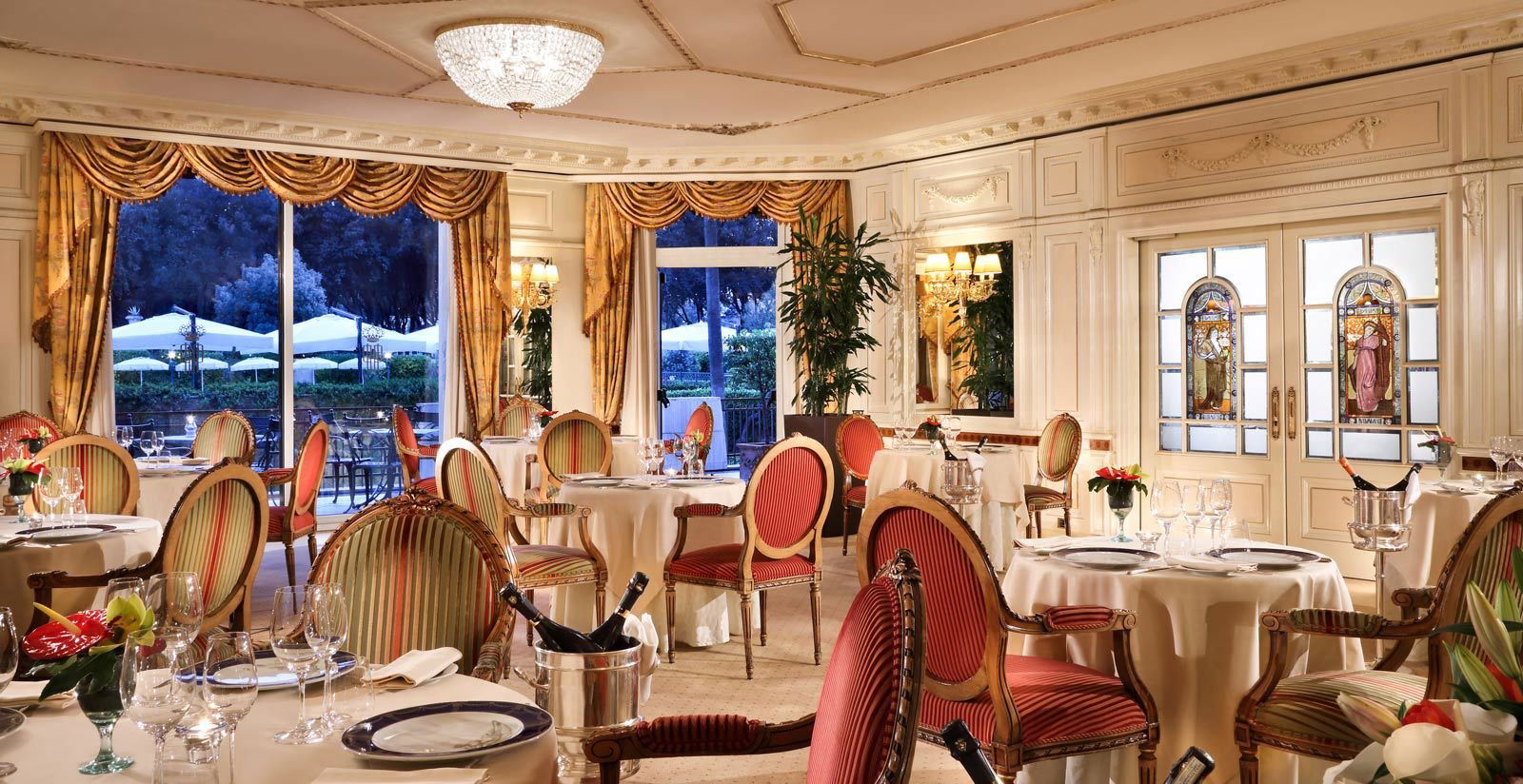 Pauline Borghese Restaurant, Restaurant in Rome