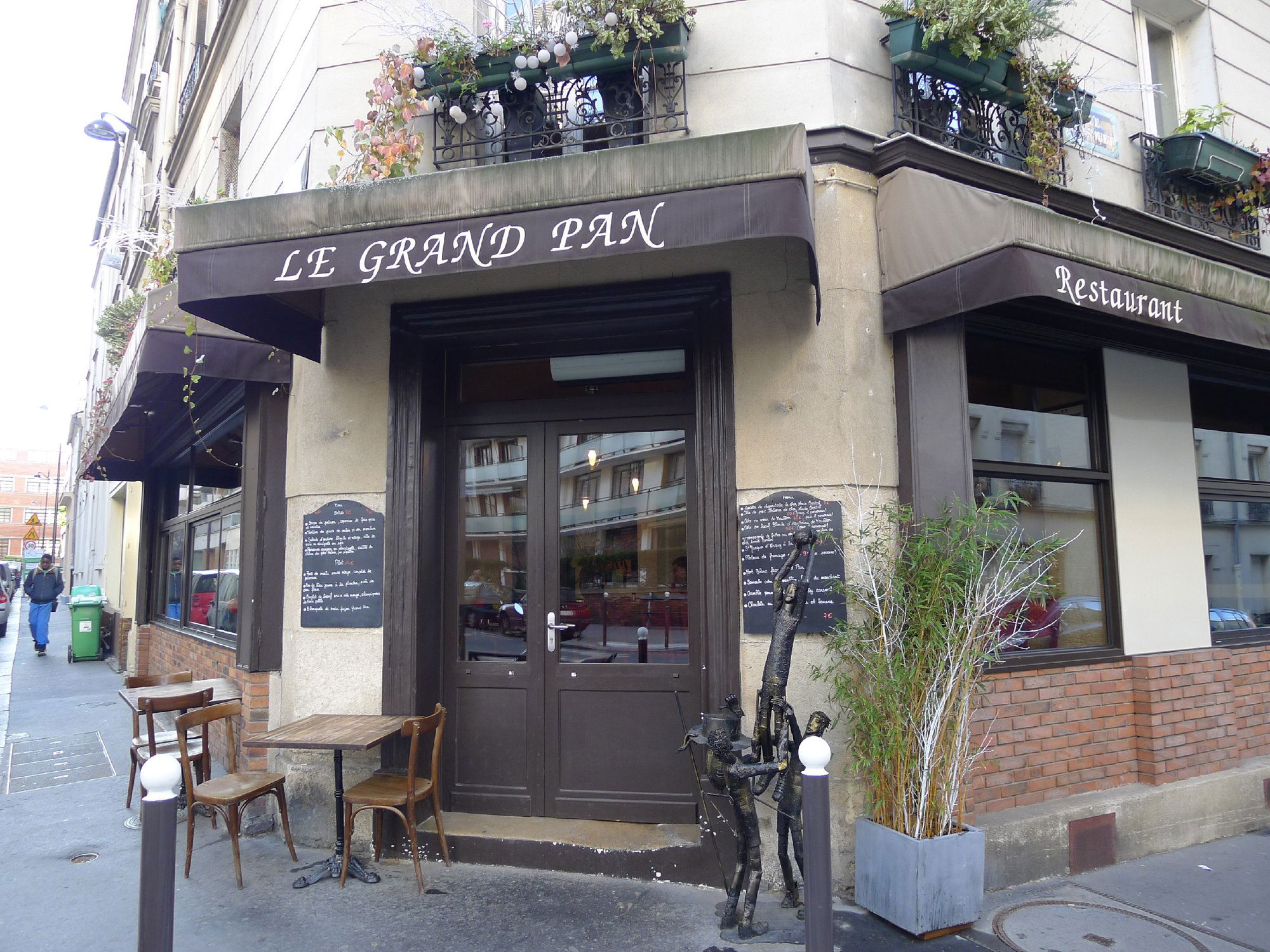 Le Grand Pan, Restaurant in Paris