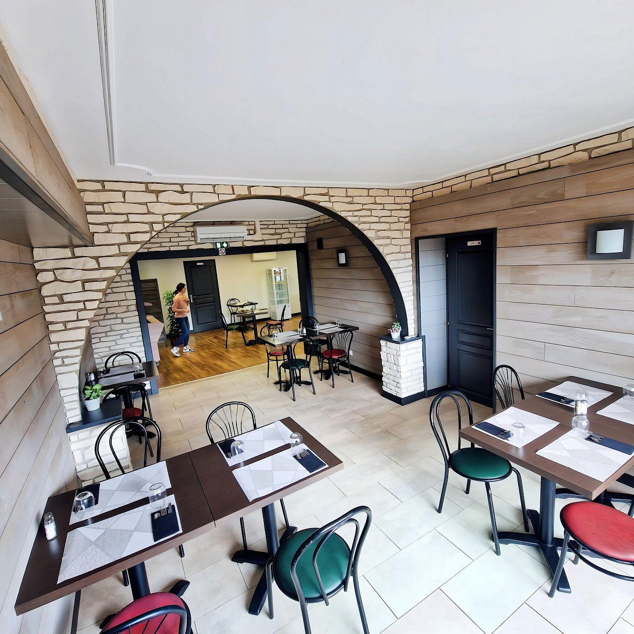 Le Nouvel Air, Restaurant in Boisme