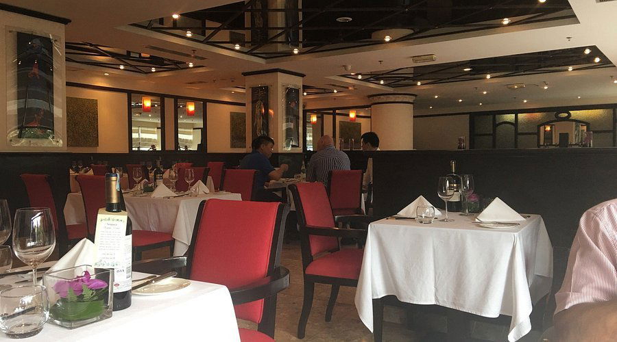 Chez Manon, Restaurant in Hanoi
