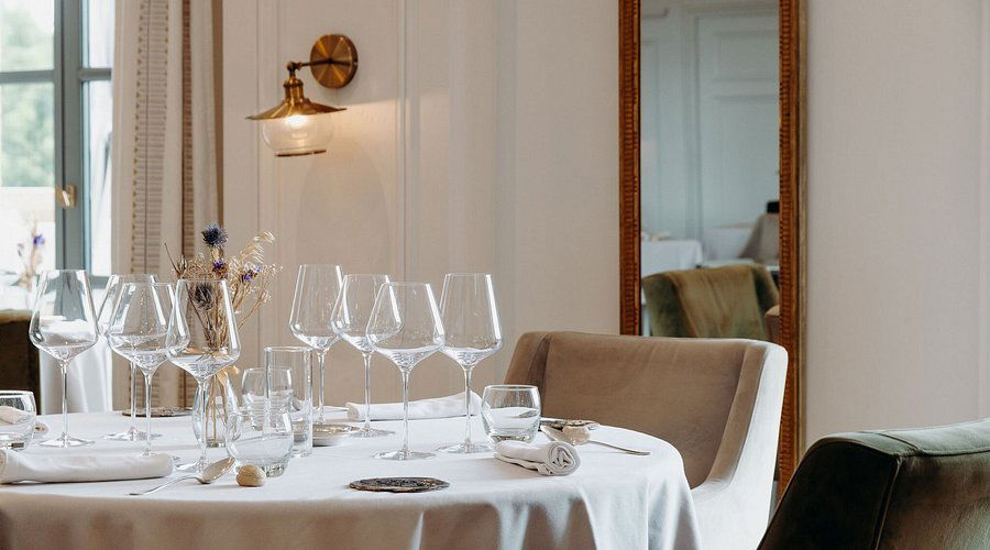 Restaurant Le M, Restaurant in Vitrac