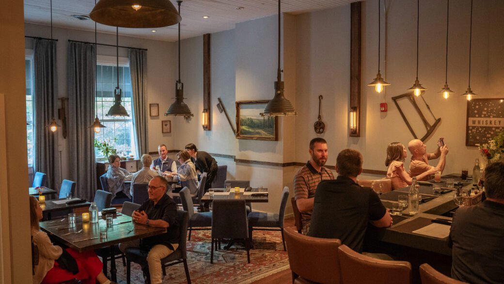 Dovetail restaurant in Macon