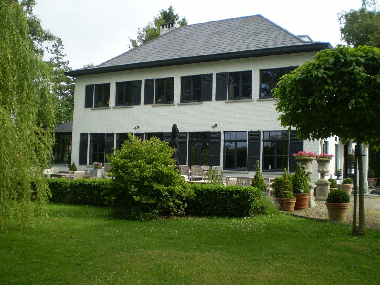 Anobesia, Hekelgem (Affligem), Belgium