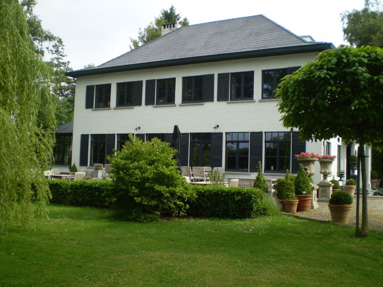 Anobesia, Hekelgem (Affligem), Belgium