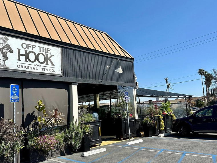 Off The Hook at the original fish CO, Los Alamitos, United States
