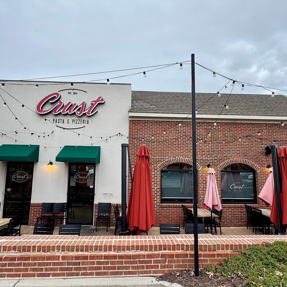 Crust Pasta & Pizzeria restaurant in Alpharetta, United States