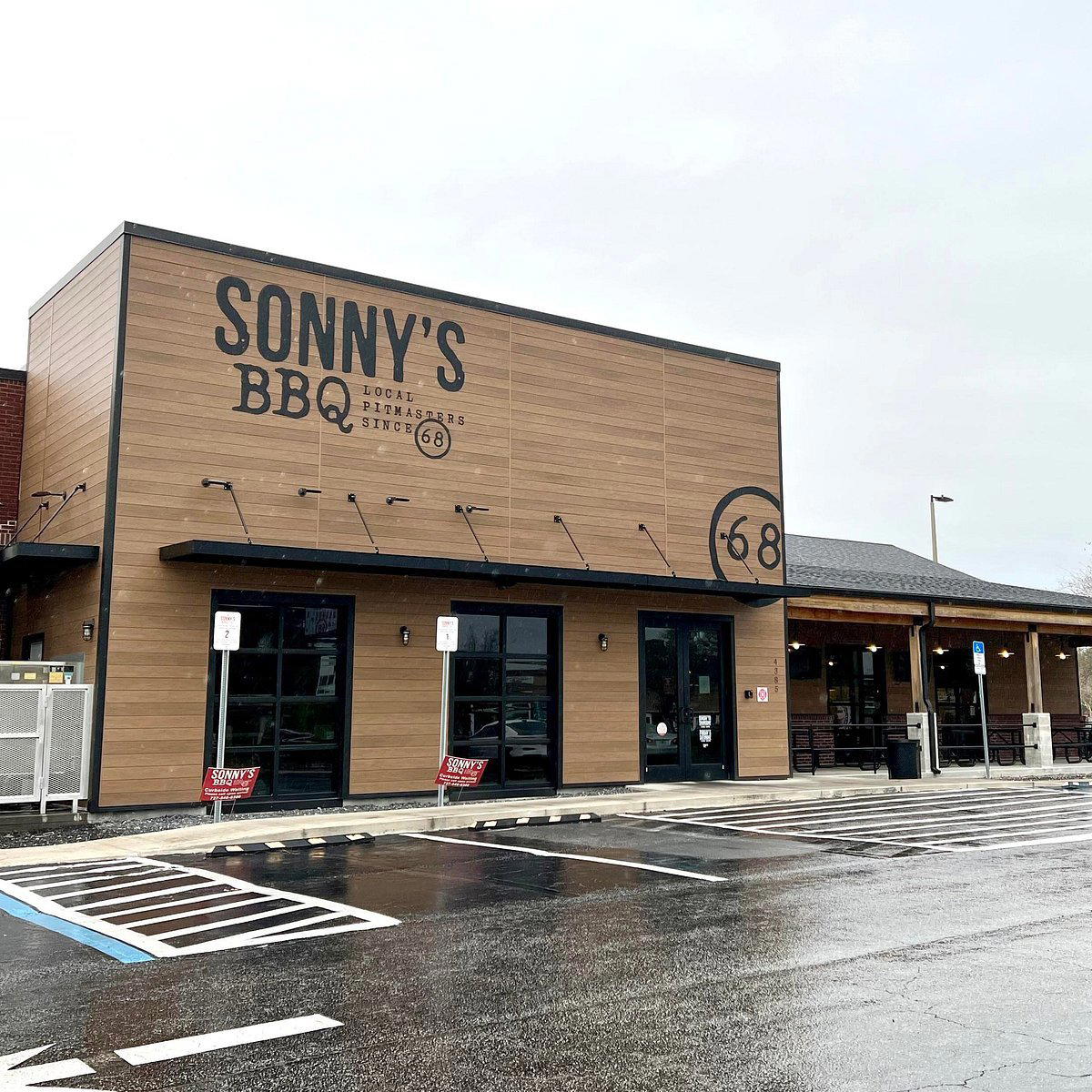 Sonny's BBQ restaurant in Pinellas Park, United States