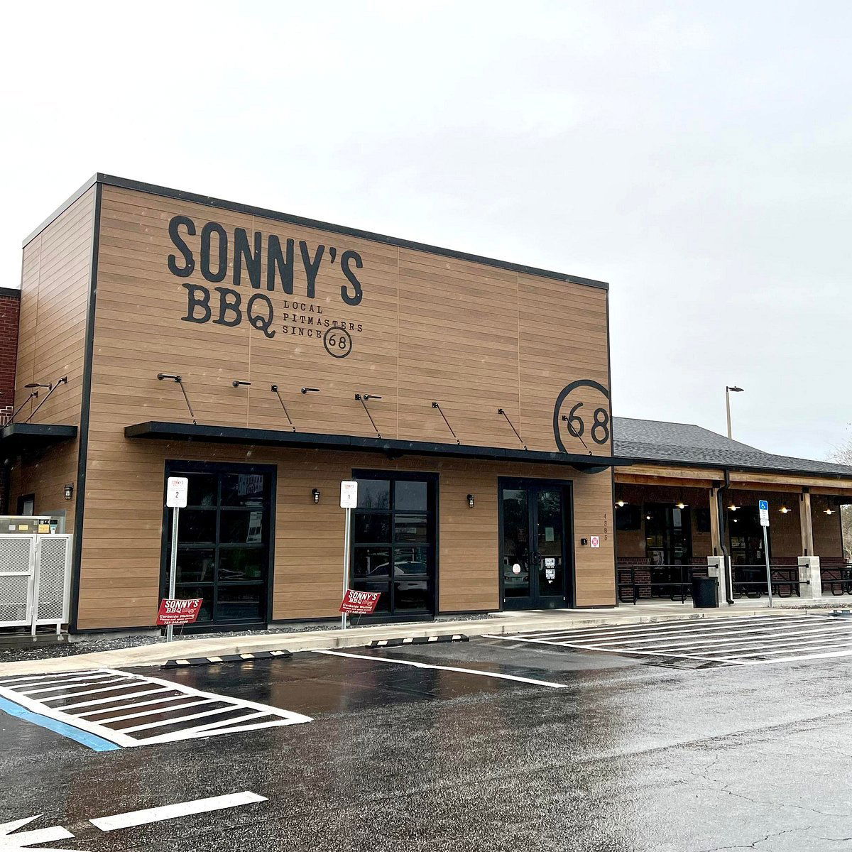 Sonny's BBQ, Restaurant in Pinellas Park