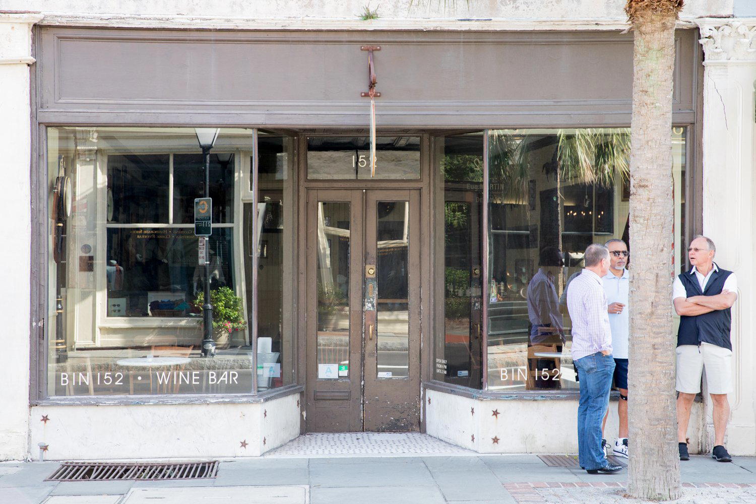 Bin 152, Charleston, United States