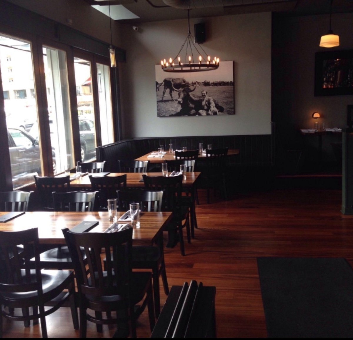 Bottle & Bull, Restaurant in Kirkland