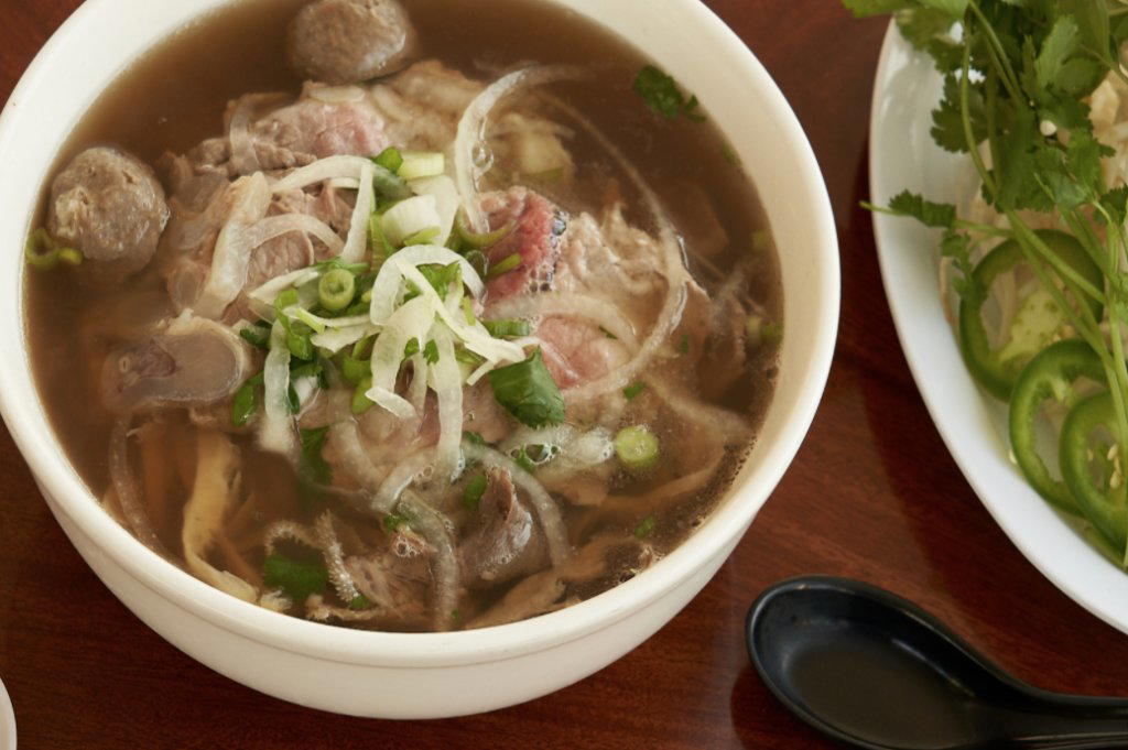 Pho Huong Que restaurant in Oakland, United States