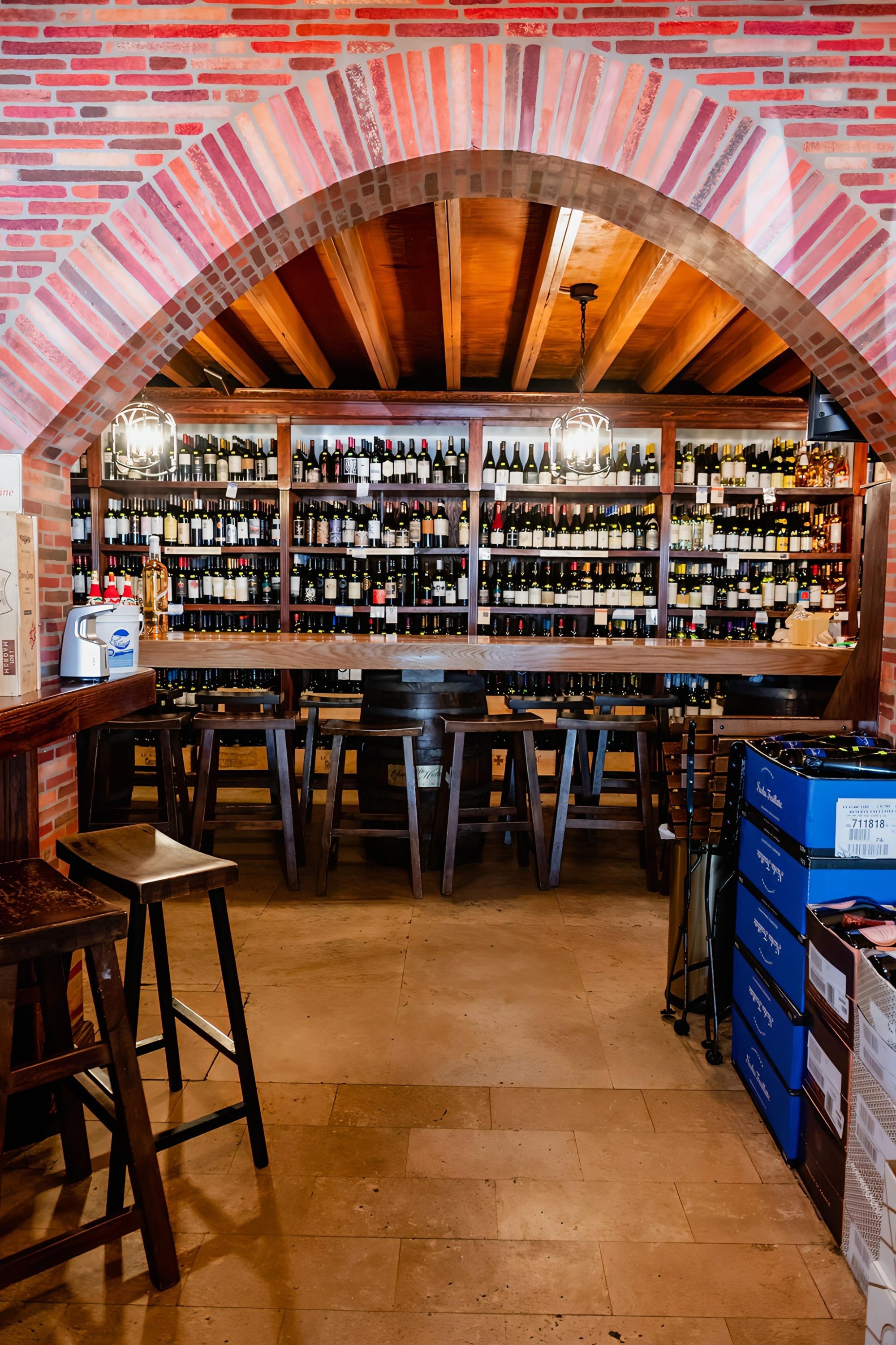 El Carajo International Tapas & Wines, Restaurant in Miami