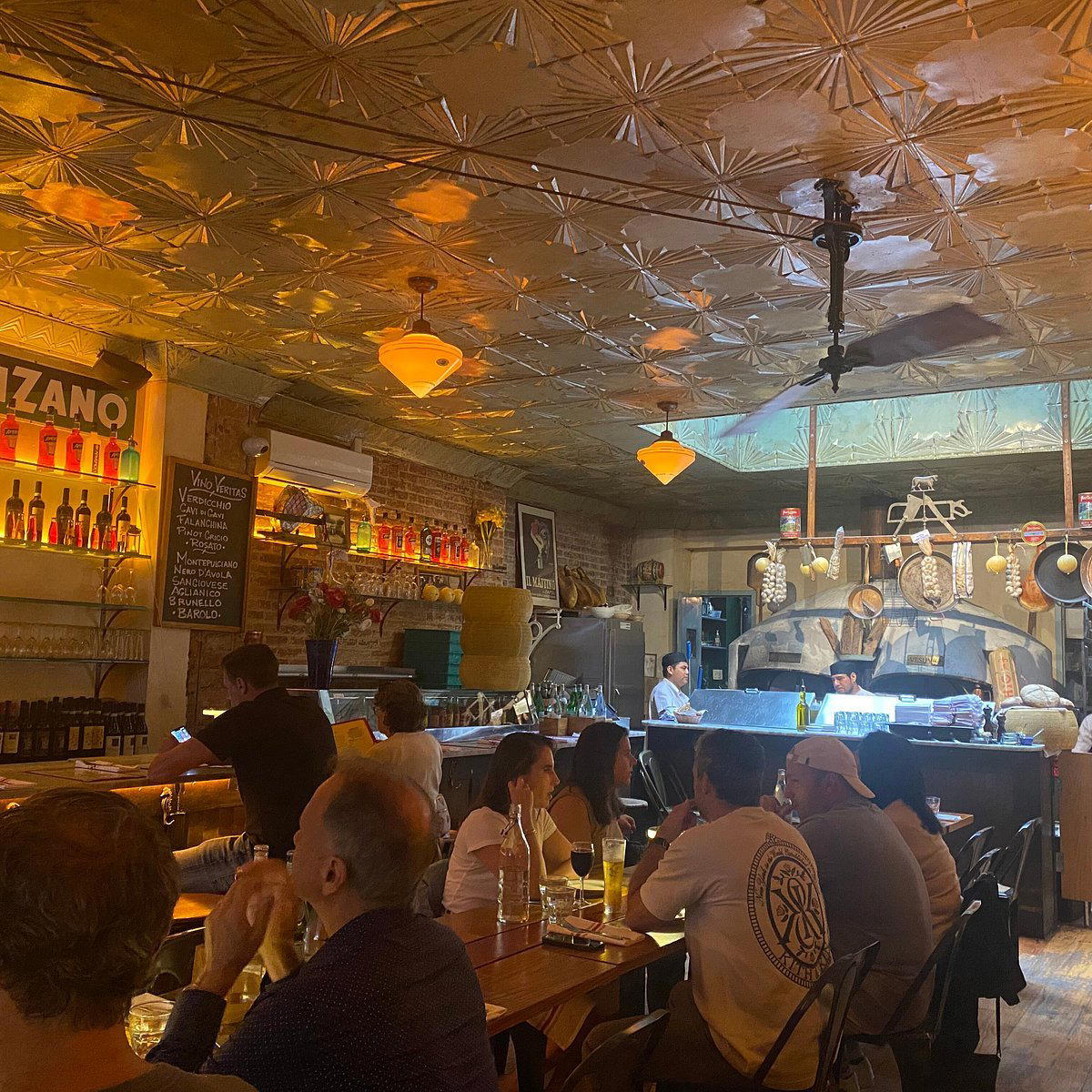 Tavola restaurant in New York City, United States